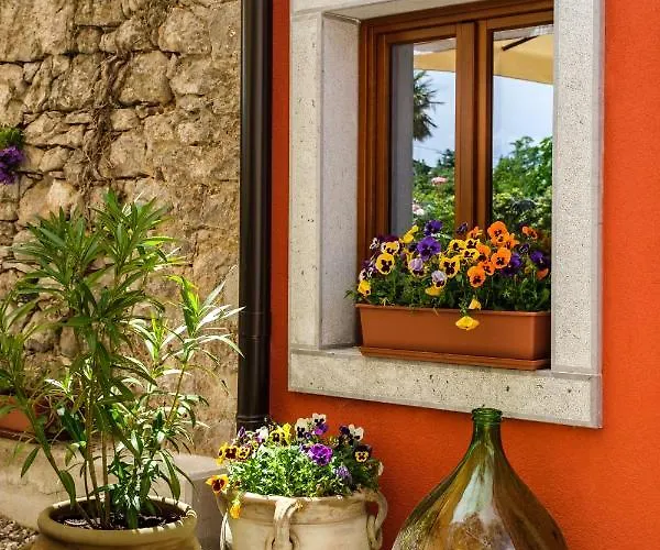 Crocevia - Carsica Contemporanea Guest house 4*