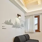 Crocevia - Carsica Contemporanea 4* Trieszt
