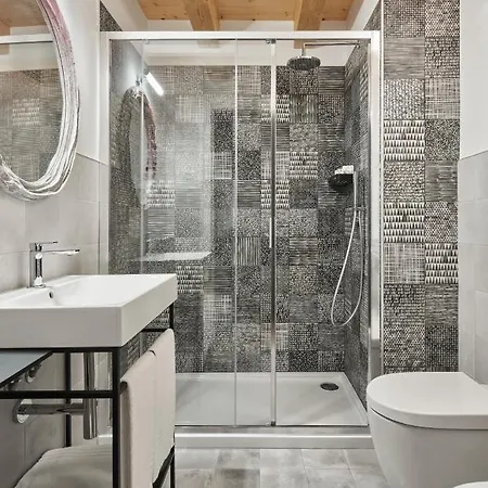 Crocevia - Carsica Contemporanea ترييستي