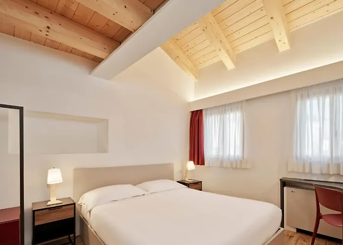 Crocevia - Carsica Contemporanea 4*