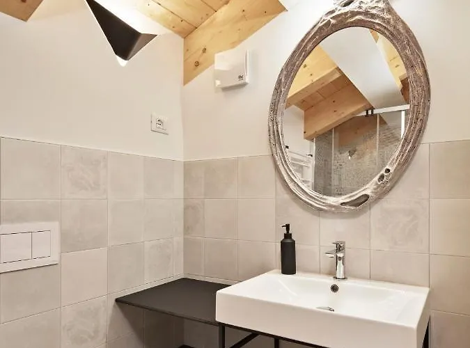 Pensionat Crocevia - Carsica Contemporanea 4*